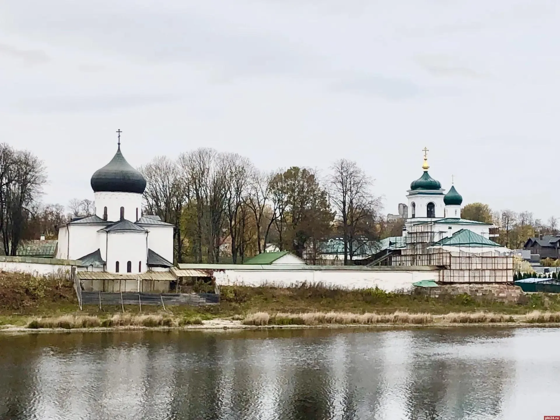 Мирожский собор передали РПЦ: четыре сотрудника музея сокращены