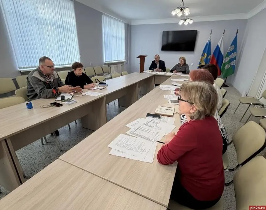 Глава Новоржевского округа призвала жителей погасить долги за ЖКУ в 2 млн рублей